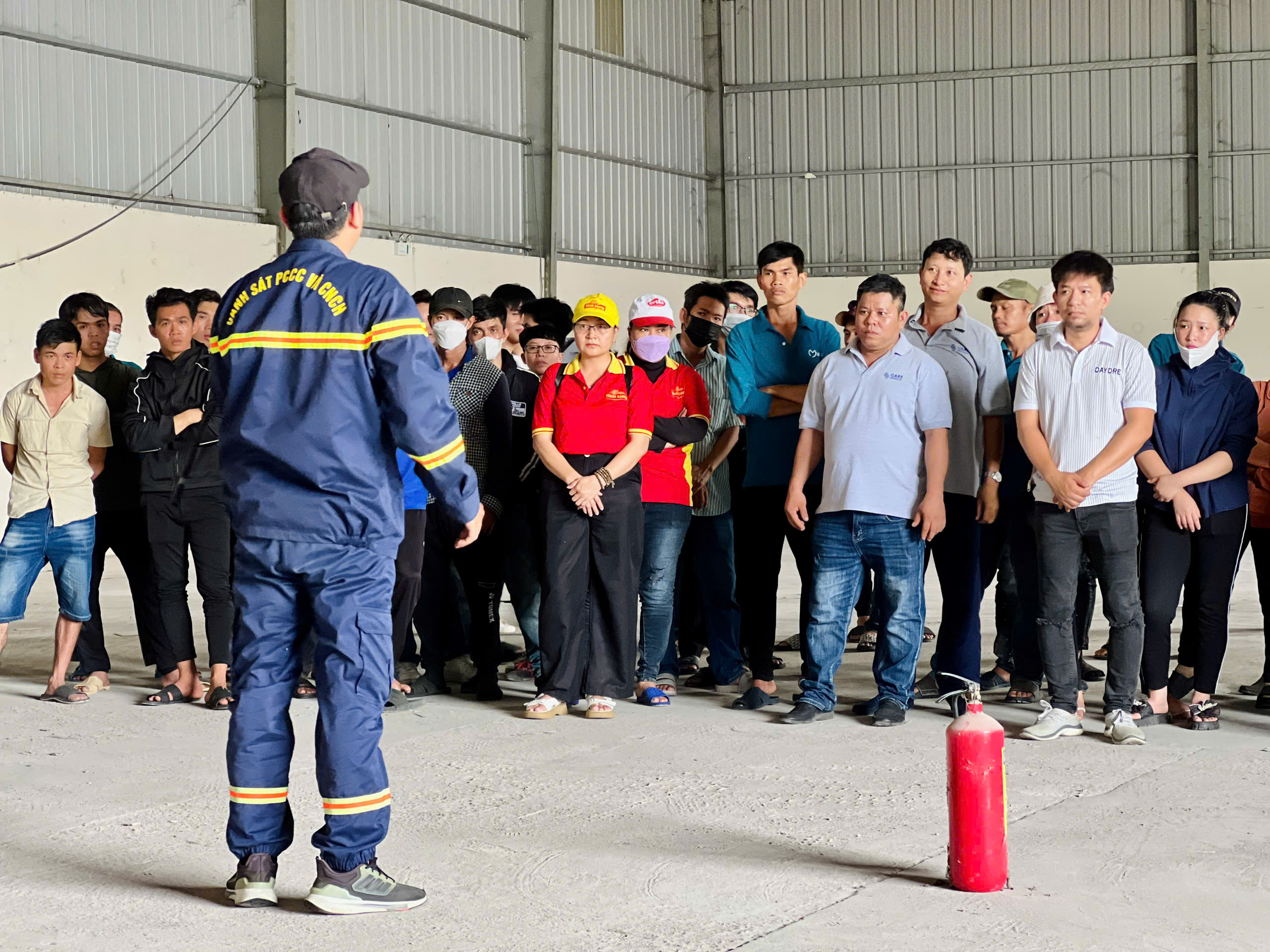 Huấn Luyện Nghiệp Vụ PCCC Cho CBNV Nhà Máy Kim Long Năm 2025